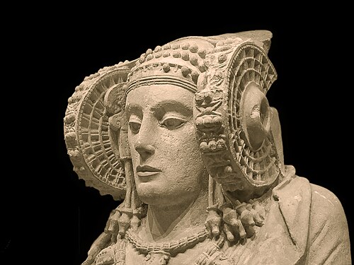 Dama de Elche, busto ibérico (Museo Arqueológico Nacional)