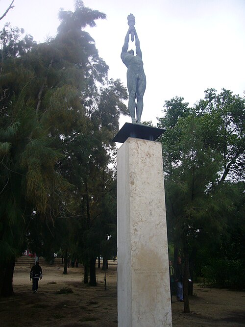 Monumento a Francesc Ferrer i Guàrdia en Montjuïc